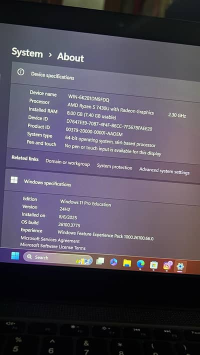 Ryzen 5 7430U | 8GB RAM | Windows 11 Pro | Excellent Condition