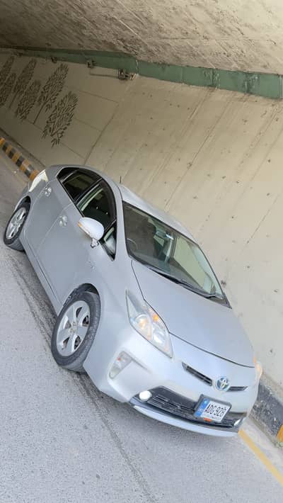 Toyota Prius 2012