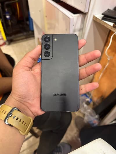 Samsung Mobile S22