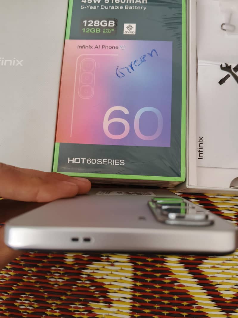 infinix hot 60 i 10