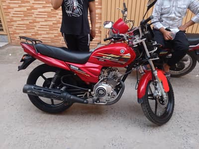 YAMAHA YB 125Z DX