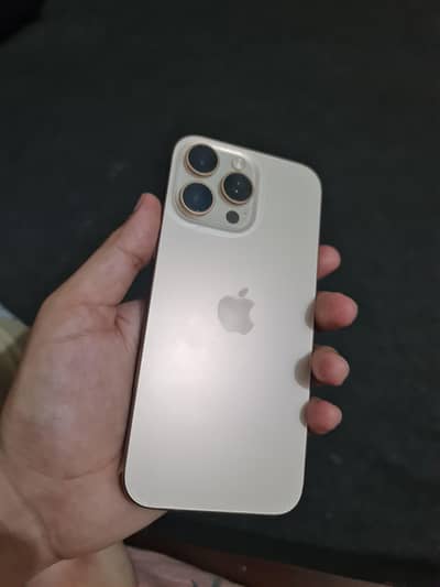 Apple iPhone 16 Pro Max