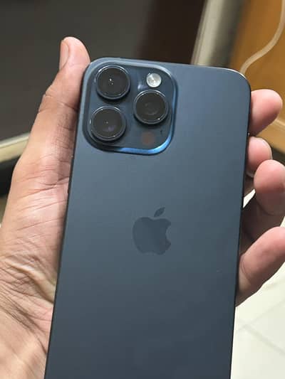 iPhone 15 Pro Max 94 health box