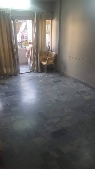 Gulshan block 17 near Noor masjid maid required to clean cloths,iron