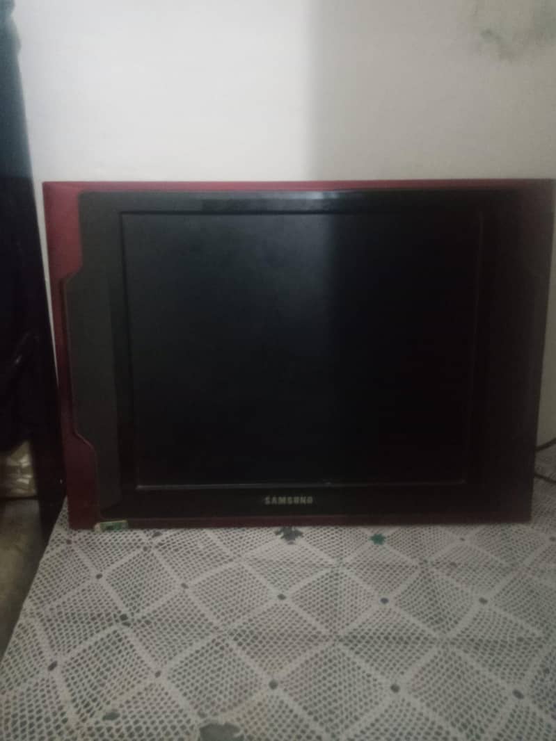 LCd TV 0