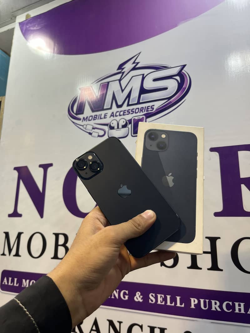 Apple iPhone 13 1