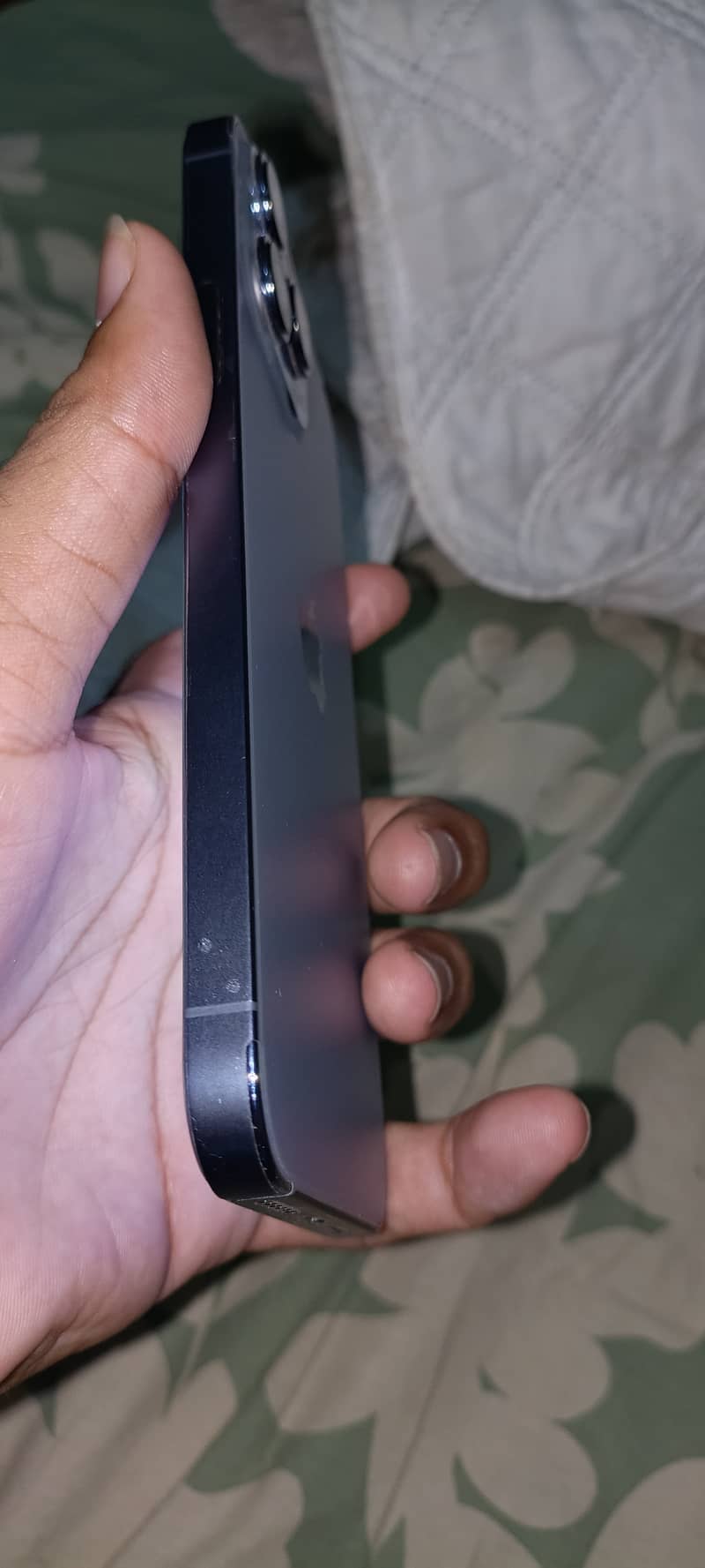 Apple iPhone 13 Pro Max 8