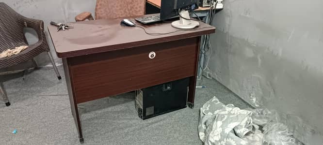 Office table for sell in mint condition