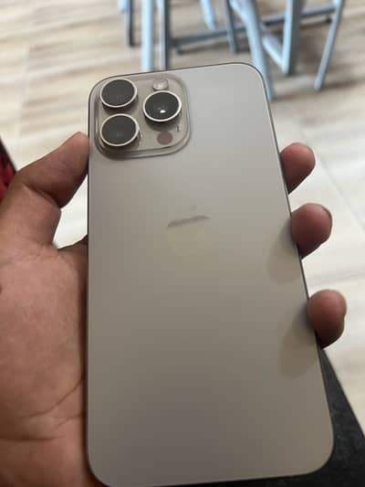 Apple iPhone 16 Pro Max