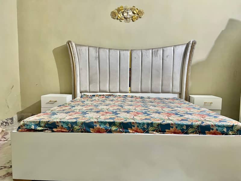 king-size bed set 1