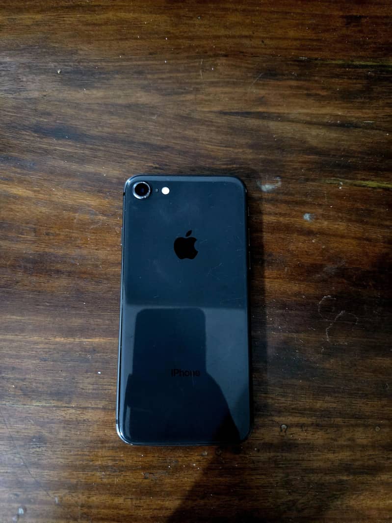 Apple iPhone 8 0