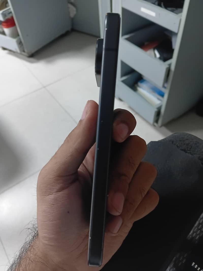 Google Pixel 9 2