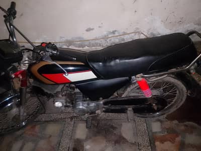 Honda CD 70 for sail