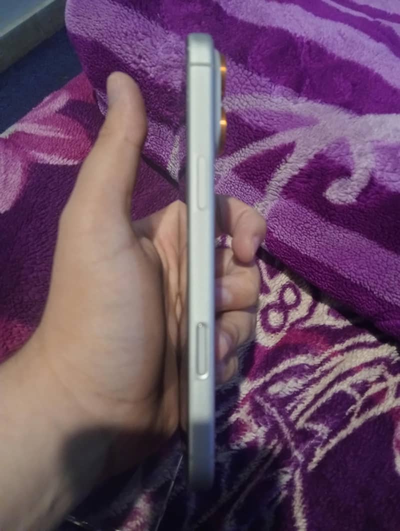 Apple iPhone 17 Pro Max 2