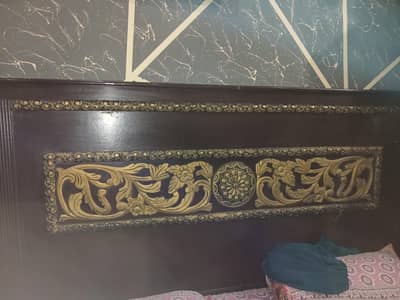 Bed with dressing in cheap rate available