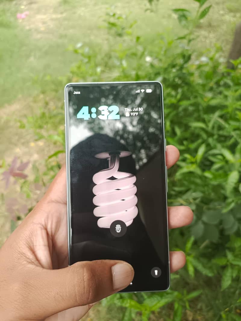 Google Pixel 7a 3