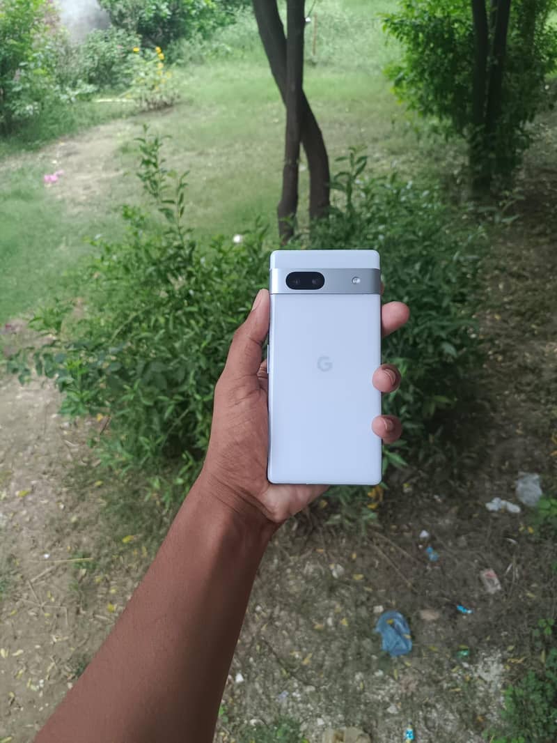 Google Pixel 7a 4