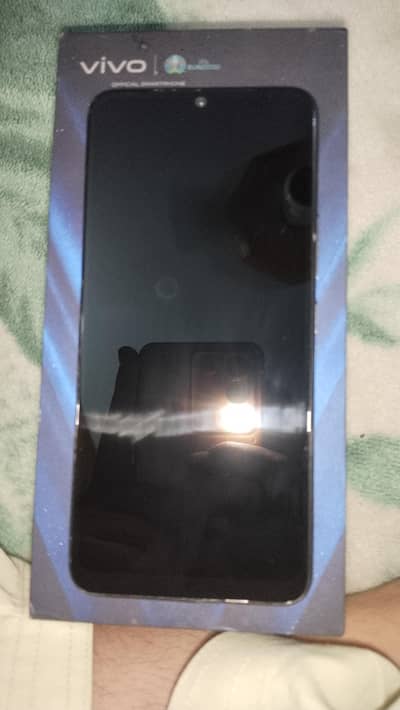 Vivo V21 8GB RAM 128 GB storage PTI approved