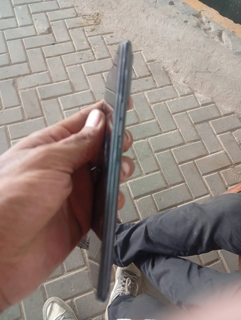 Tecno Spark 4 4