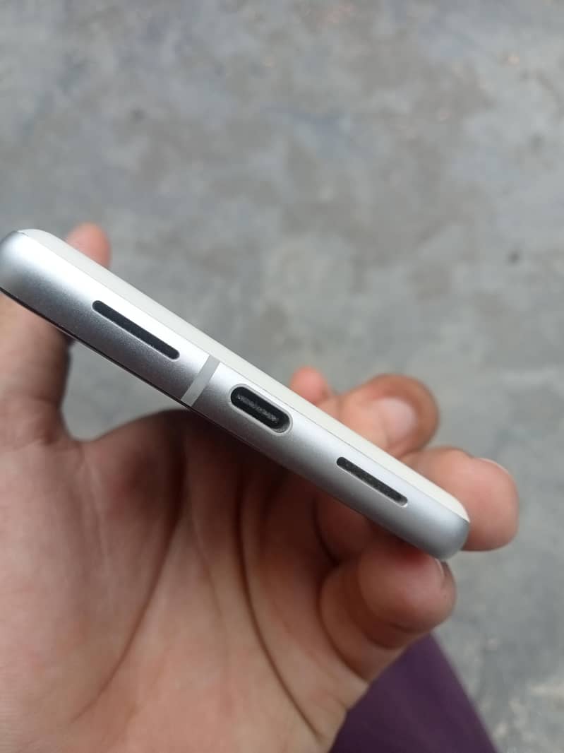 Google Pixel 7 2