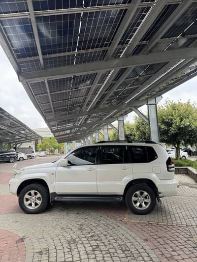 Toyota Land Cruiser 2004