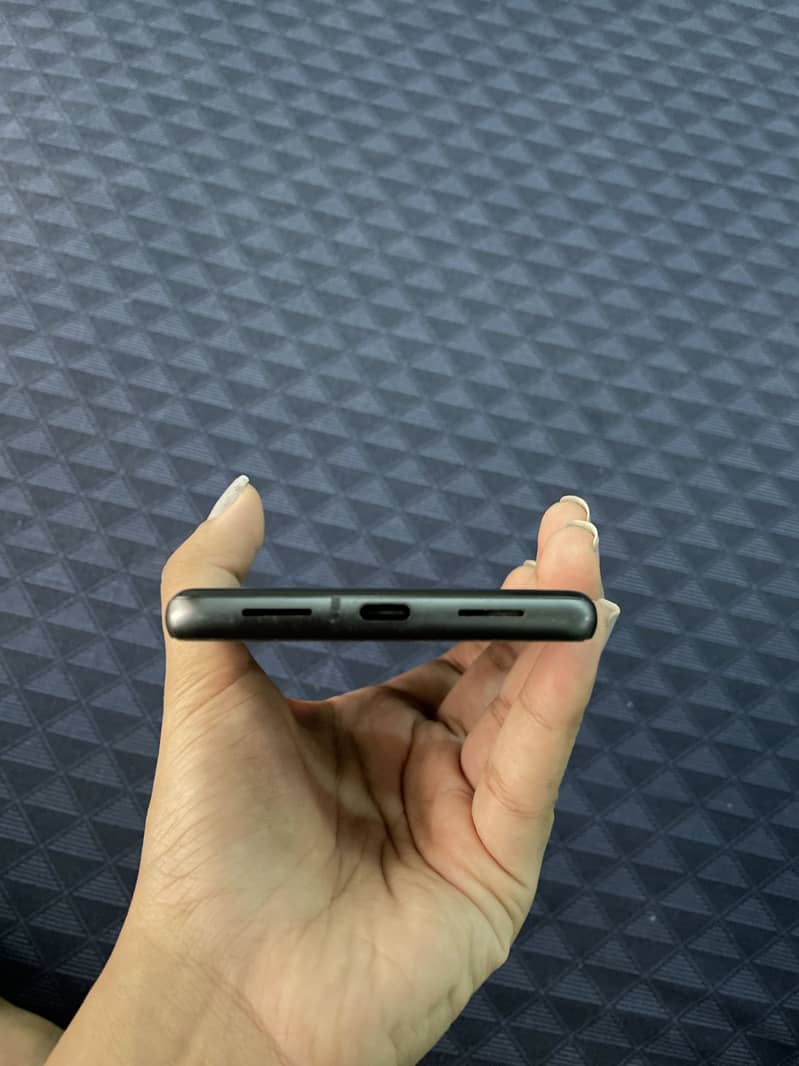 Google Pixel 7 5