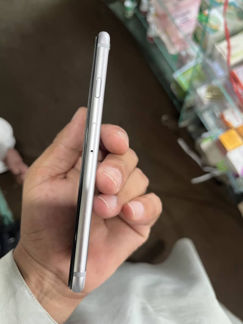 Apple iPhone 6S 2
