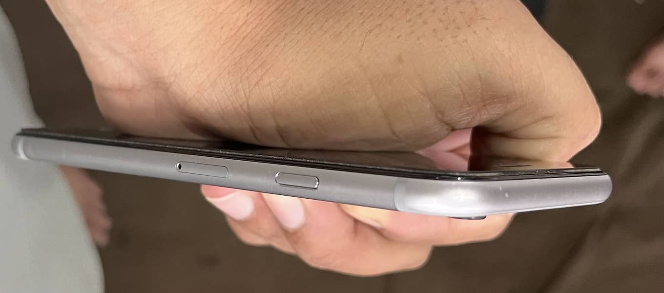 Apple iPhone 6S 3