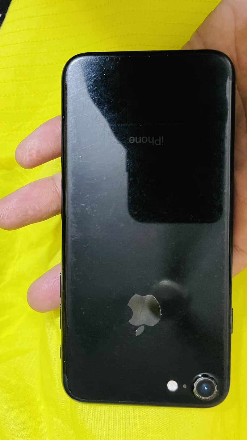 Apple iPhone 7 4