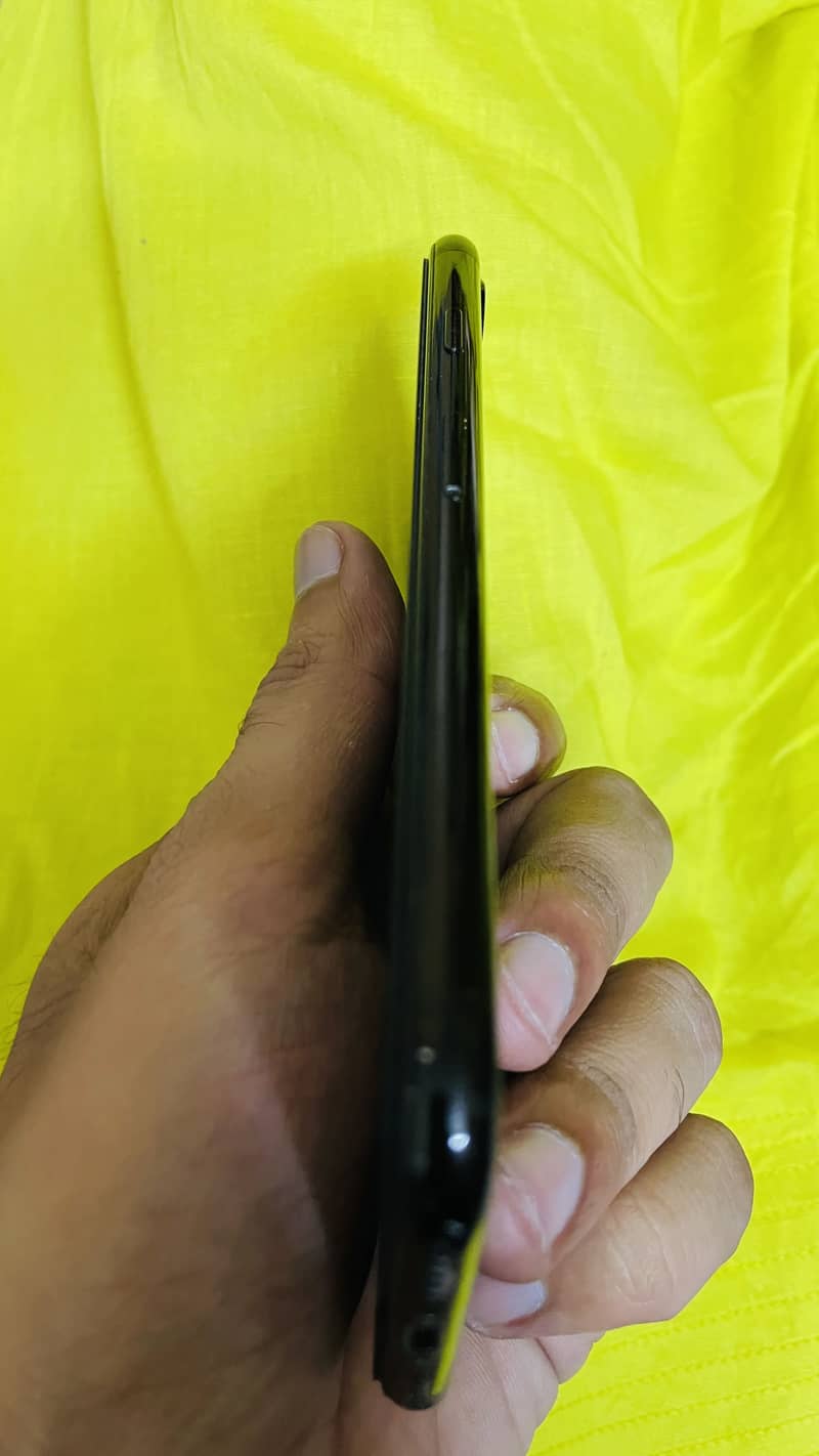Apple iPhone 7 9
