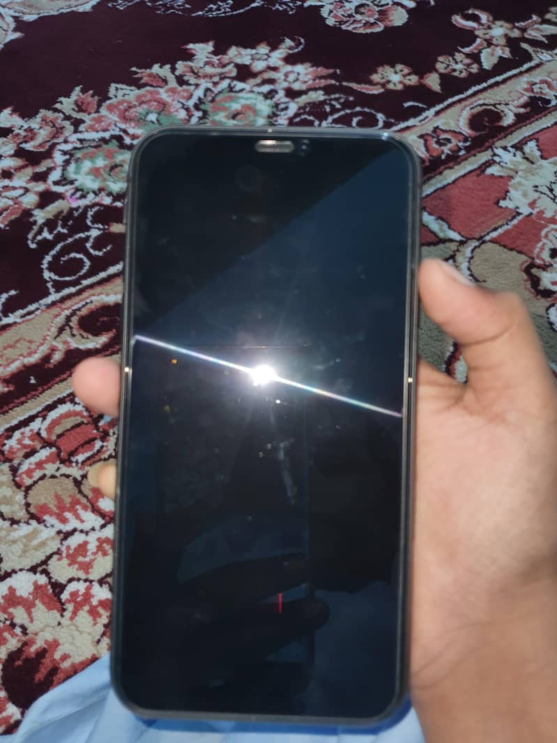 Apple iPhone 11 7