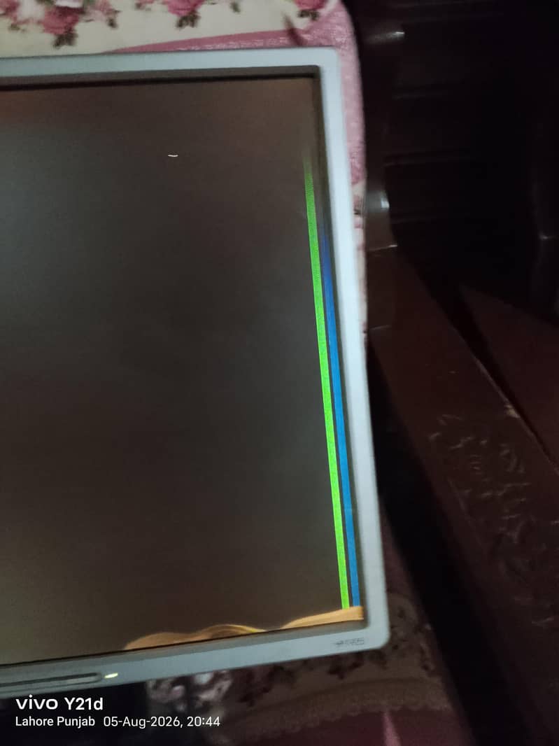 computer LCD 1