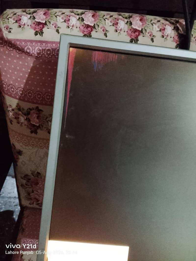 computer LCD 2