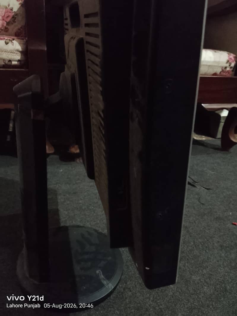 computer LCD 4