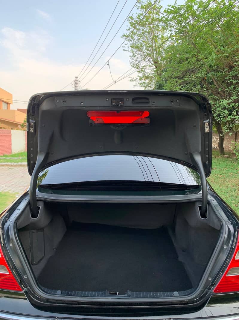 Mercedes E Class 2004 2