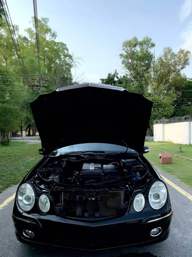Mercedes E Class 2004 12