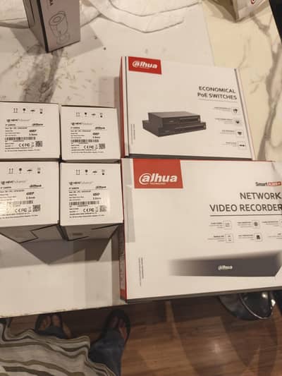 Dahua Nvr 8 channel Dahua 4mp 4 cameras Dahua Poe Stitch 8 ports
