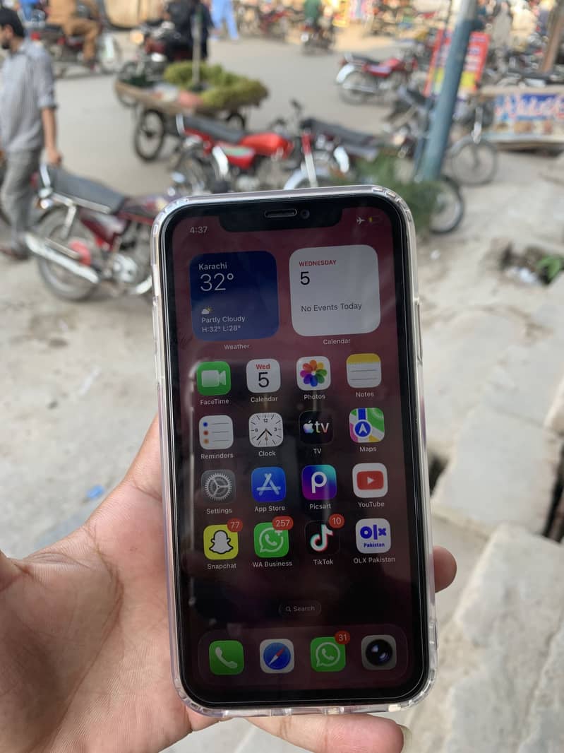 Apple iPhone 11 1