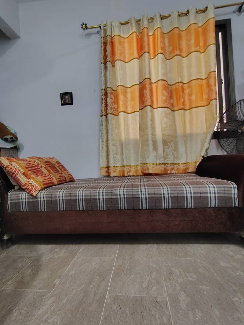 SOFACOMBED AVAILABLE 2
