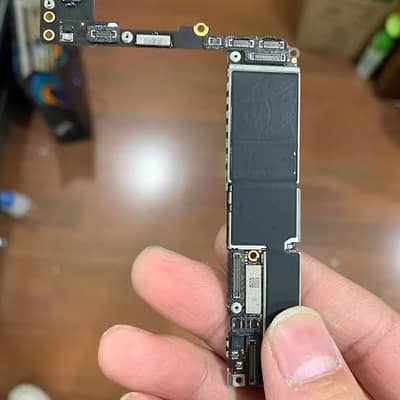 iPhone 7 Plus Pta Aprove Motherboard