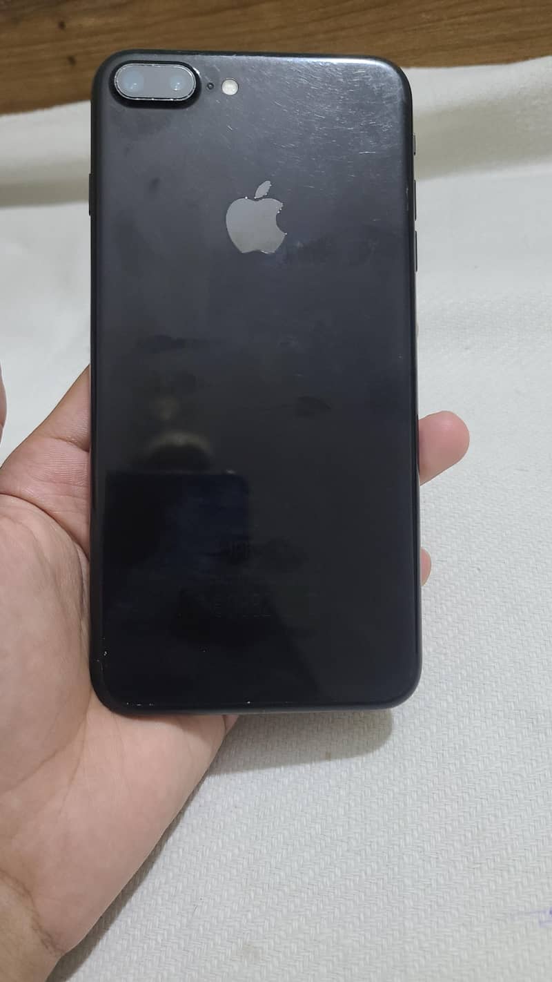 Apple iPhone 7 Plus 0