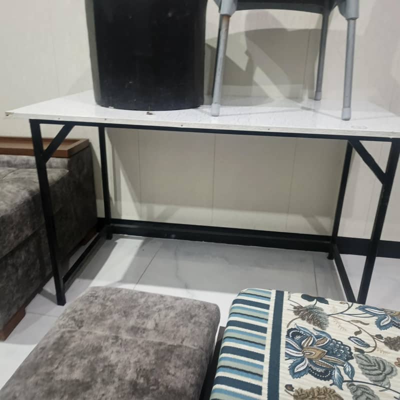 computer table 0