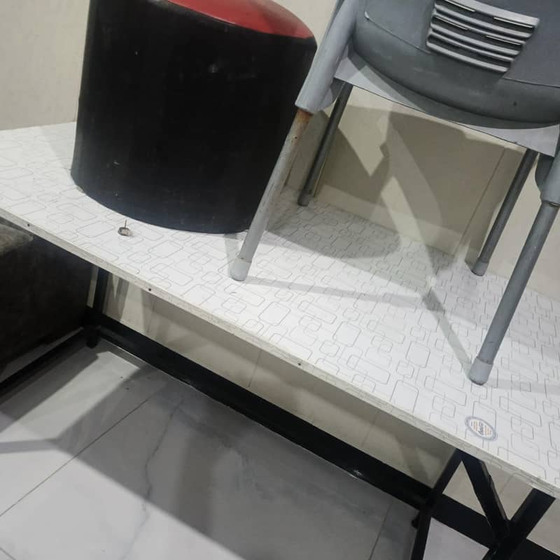 computer table 2