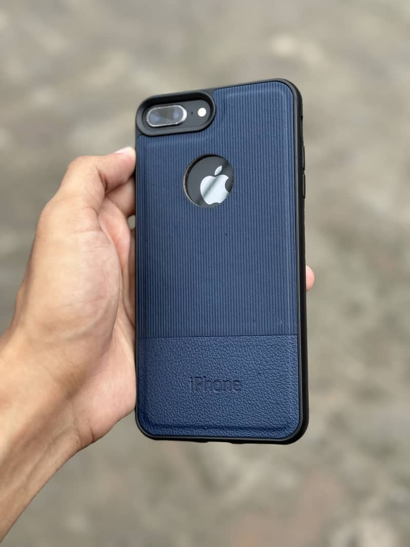 Apple iPhone 8 Plus 5