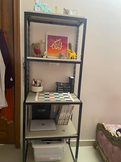 rack for decorations