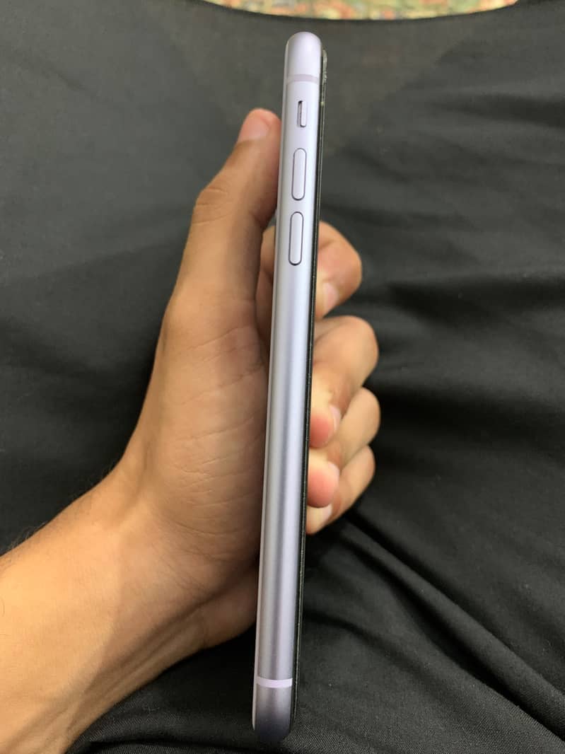 Apple iPhone 11 5