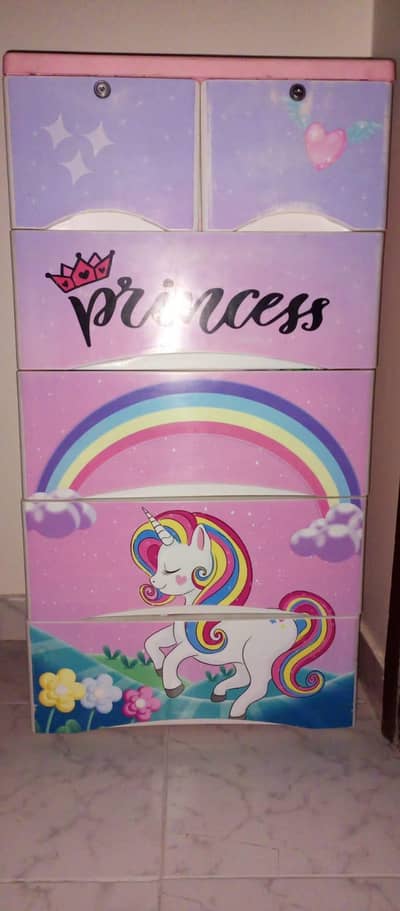 Kids wardrobe baby clothes almari in good condition