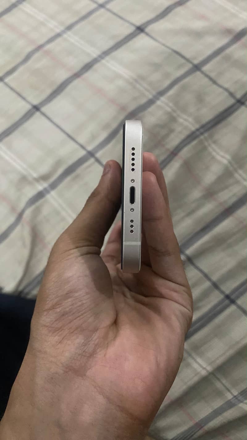 iPhone 14 5