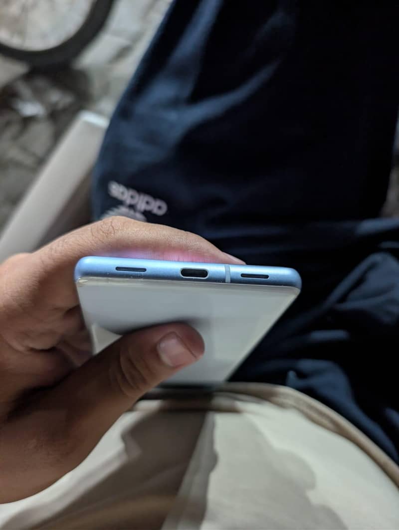 Google Pixel 7a 3