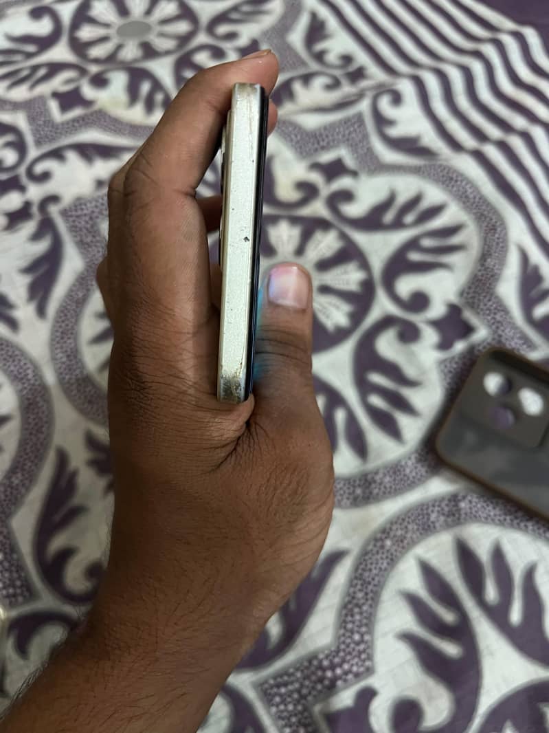 Realme C53 5